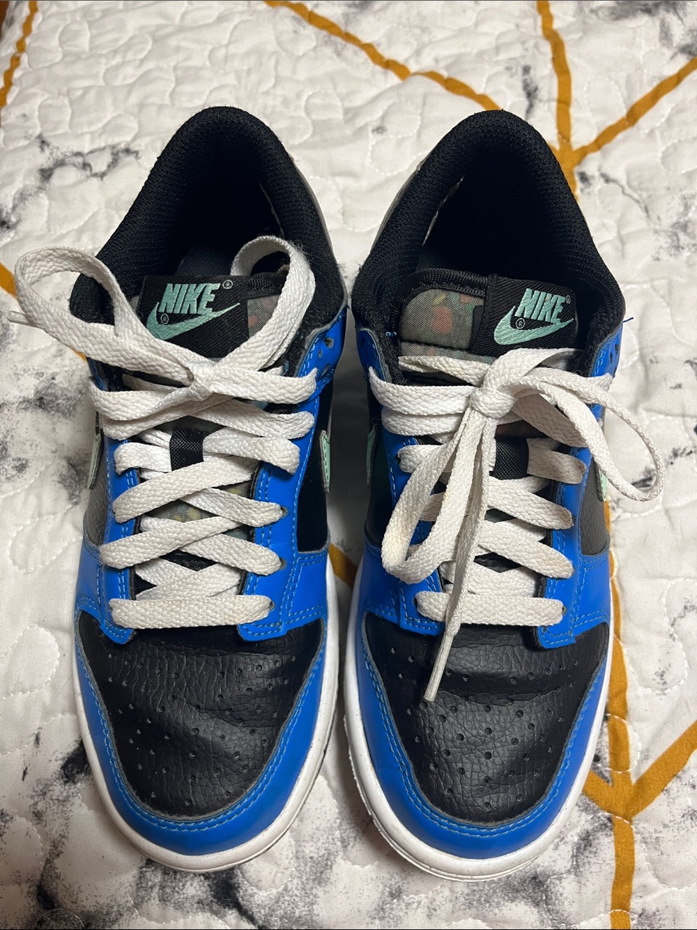Nike dunk low SE GS E size 4Y